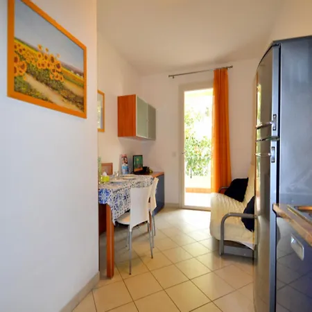 Comfy Flat In With Wi-fi - Beahost