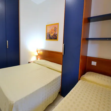 Apartment Comfy Flat In With Wifi Beahost *