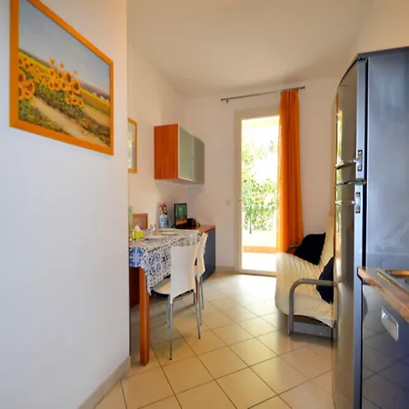 Apartment Comfy Flat In With Wifi Beahost